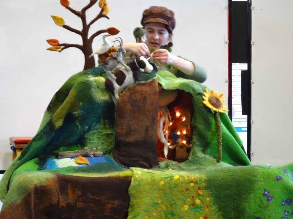 Queen's House children visit Theatre in Suffolk