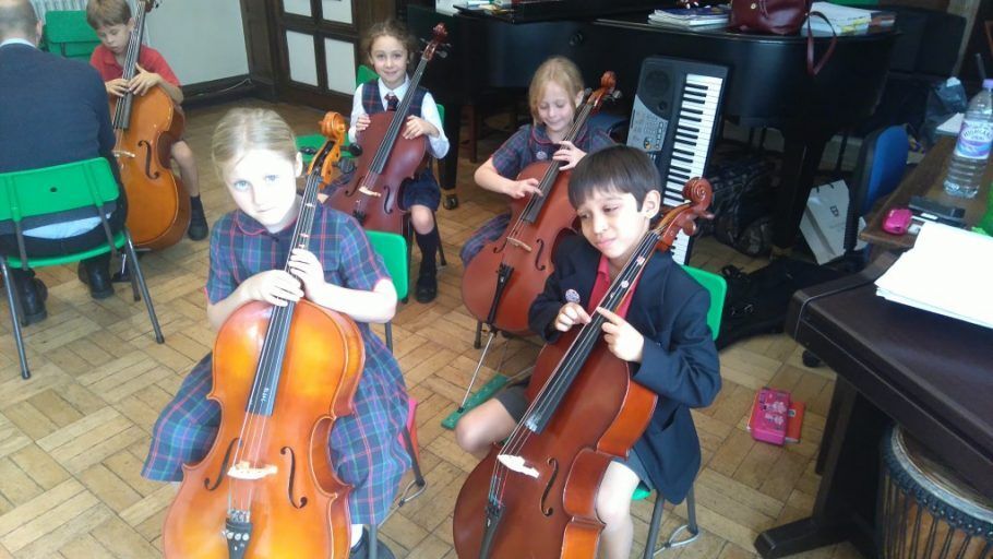 Year 3 String Session - Woodbridge School