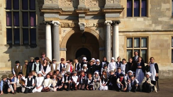 Year 6 Pupils Experience Victorian Life at Audley End
